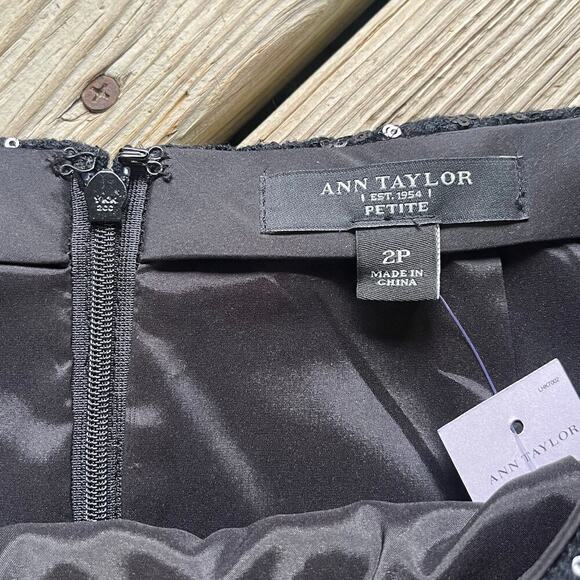 Ann Taylor Women's Black Sequined Mini Skirt Size 2P. NEW - Picture 6 of 8